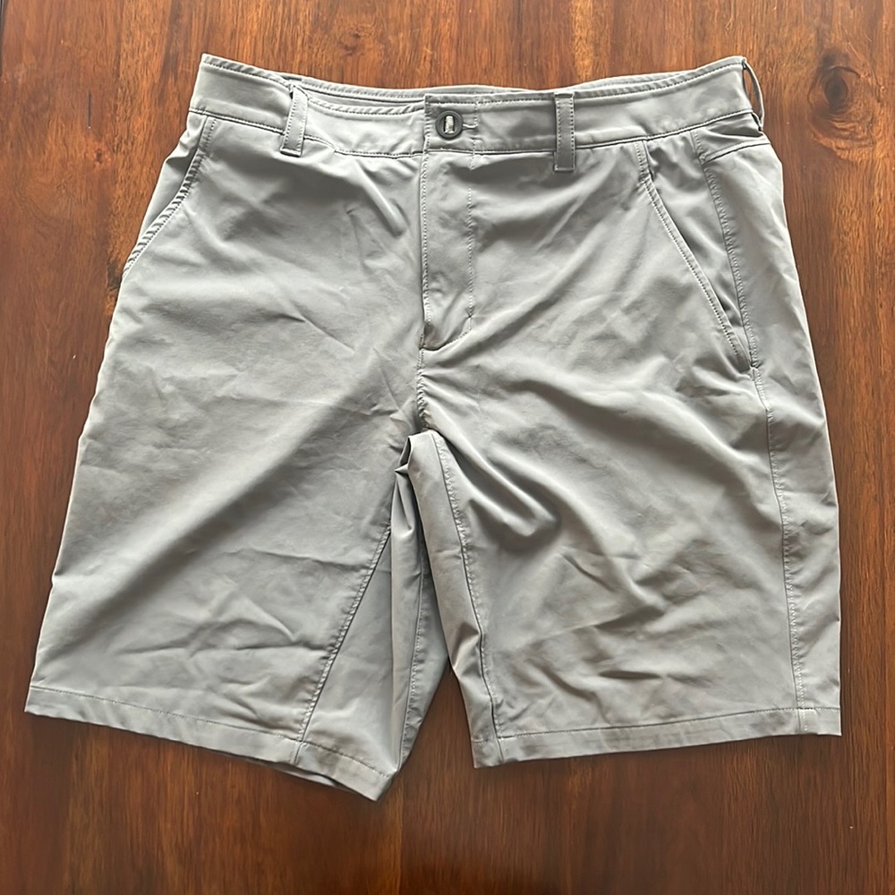 Men’s Underarmour HeatGear Shorts